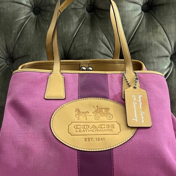 Coach Handbags - Coach Hamptons Archive 10th Anniversary